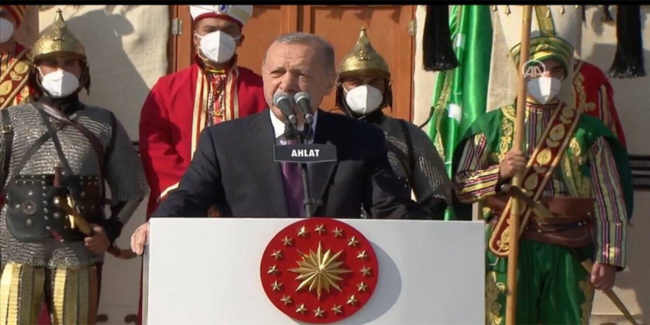 Cumhurbaşkanı Erdoğan Ahlat’ta