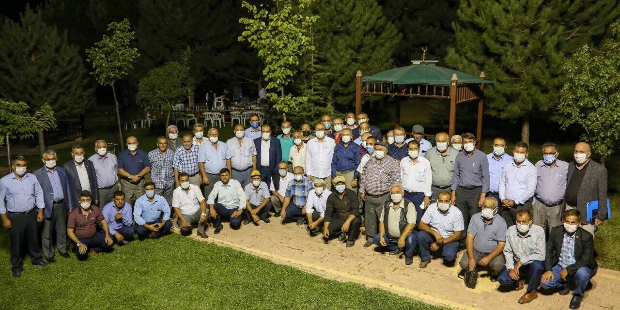 Meram’da muhtarlarla istişare toplantısı düzenlendi