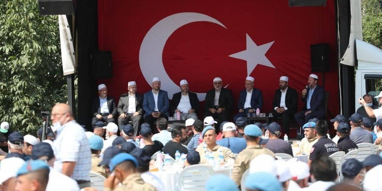 Sel afetinde hayatını kaybedenler için mevlit okutuldu