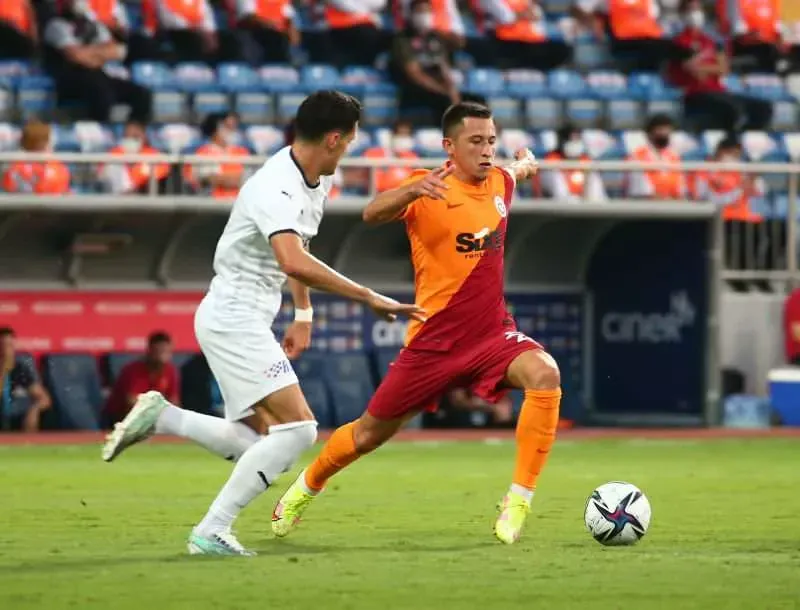 Galatasaray 2-0 öne geçti! Üstünlüğünü koruyamadı