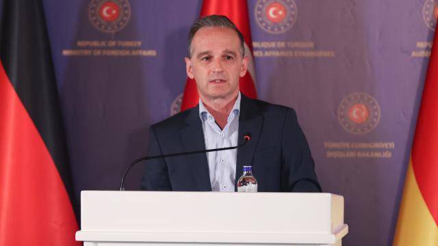 Almanya Dışişleri Maas: Türkiye, tahliyelere önemli katkıda bulunuyor