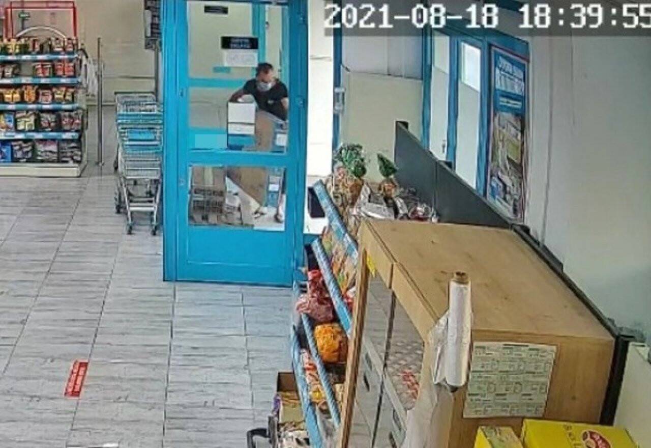 Marketten televizyon çalan şüpheli yakalandı