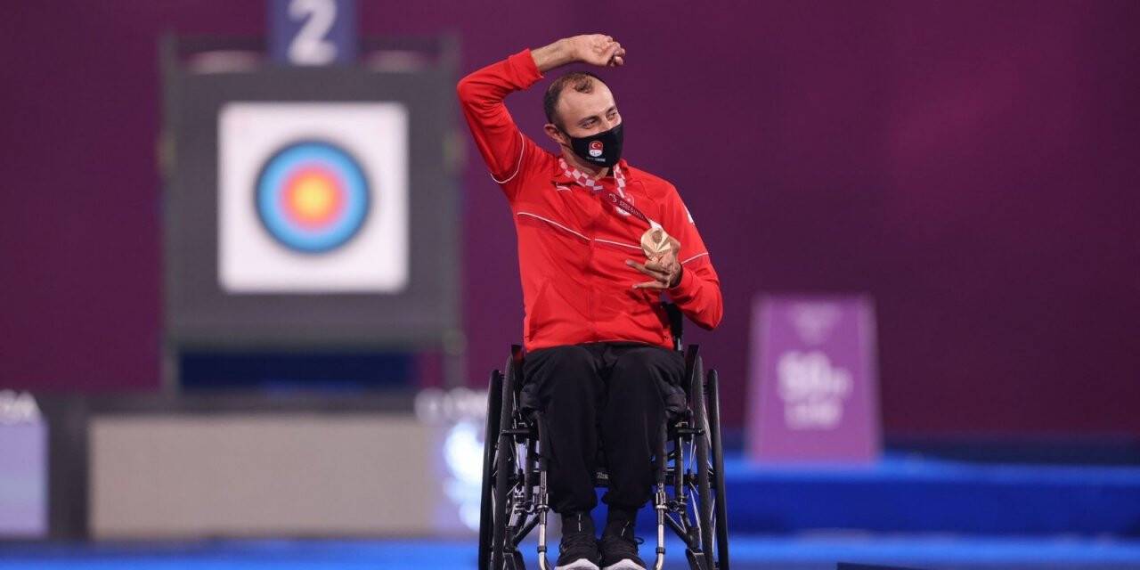 Bahattin Hekimoğlu bronz madalya kazandı