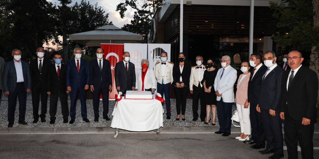 30 Ağustos dolayısıyla resepsiyon verildi