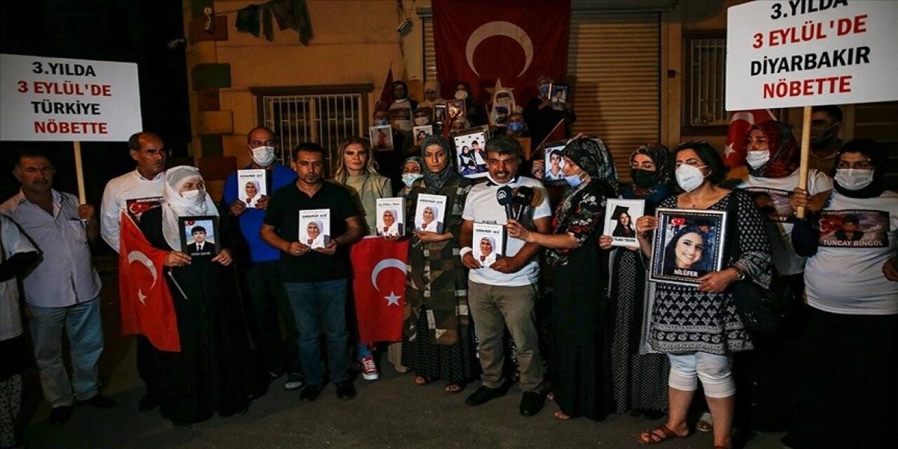 Evlat nöbetini 24 saat tutan Diyarbakır annelerinden destek çağrısı