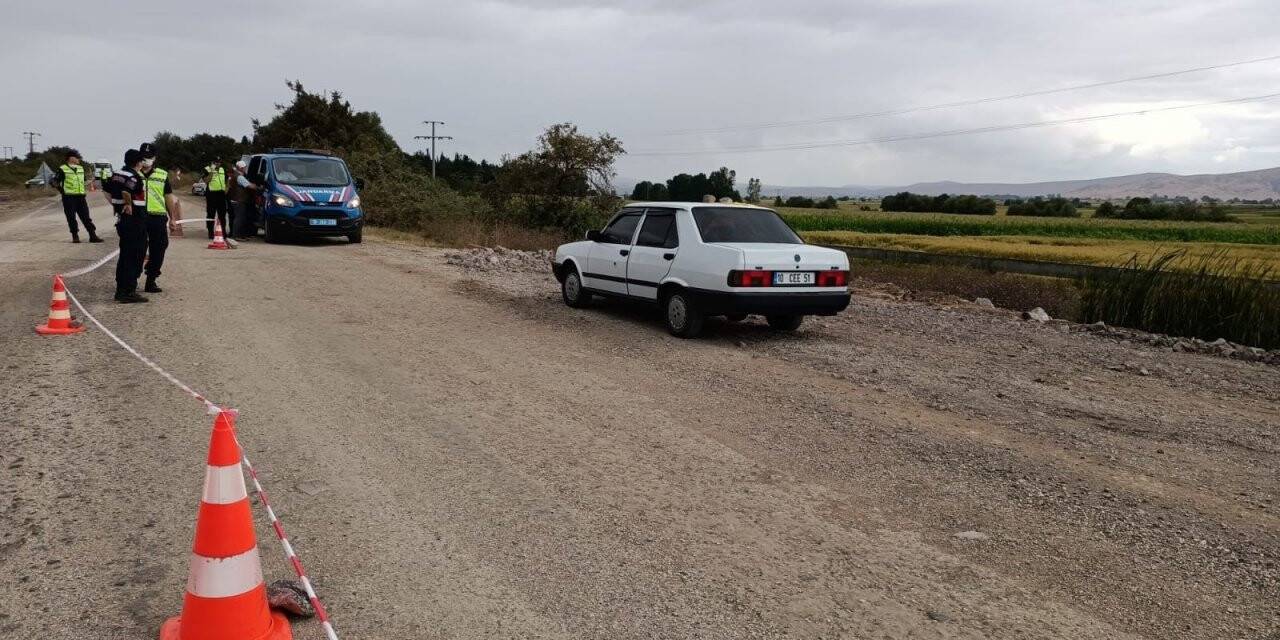 Araç içinde faili meçhul cinayet