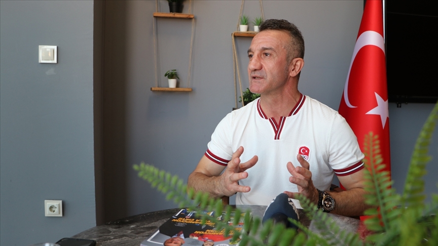 Busenaz Sürmeneli'nin antrenörü Cahit Süme: "Trabzonspor'da mutluyuz"