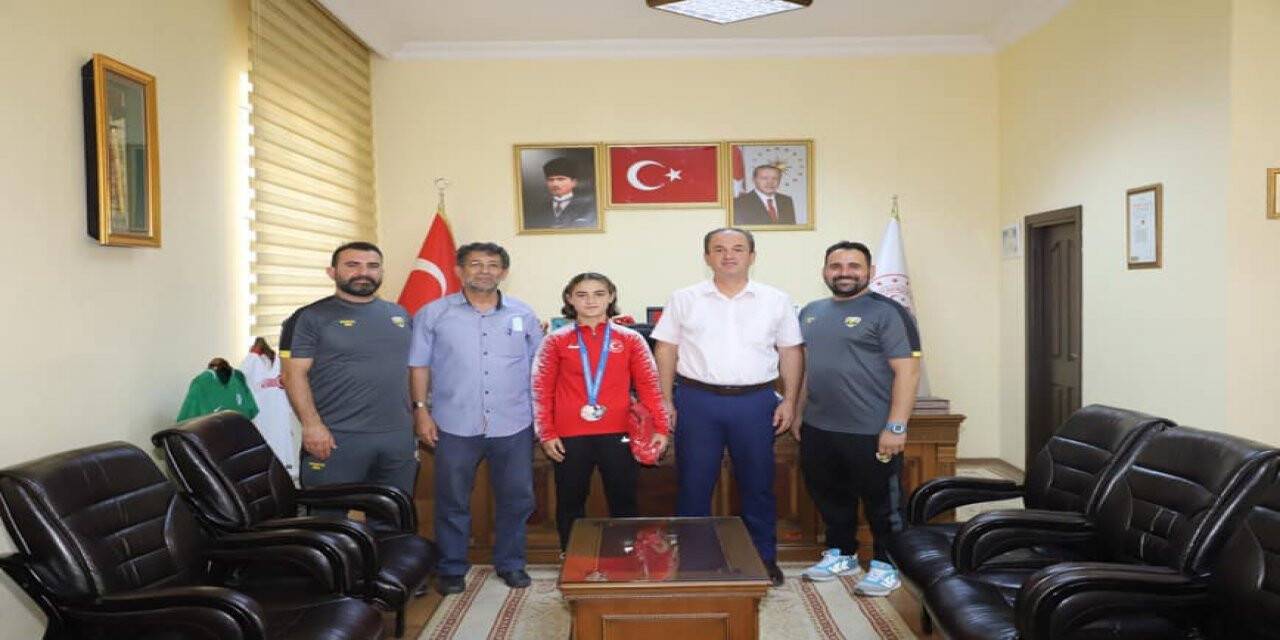 Şeyma Yıldırım’dan Şahin’e ziyaret
