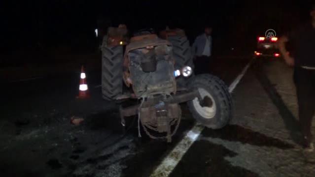 Konya’da traktörle minibüs çarpıştı: 4 kişi yaralandı