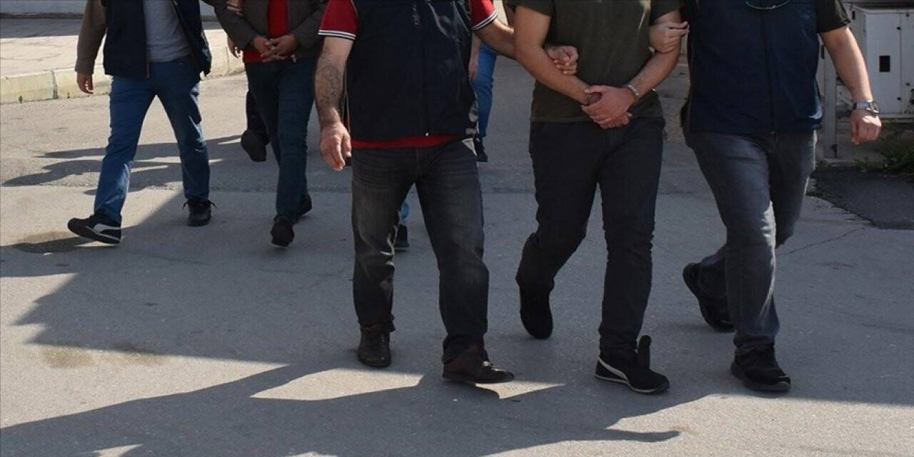 Hakim/savcı sınavı sorularını çalan FETÖ’cülere operasyon