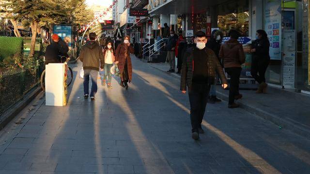 2 il daha mavi renge geçti