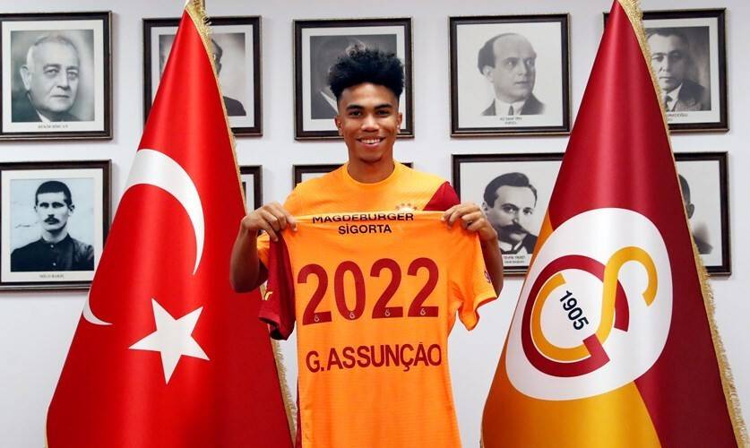 Galatasaray, Gustavo Assunçao’yu açıkladı