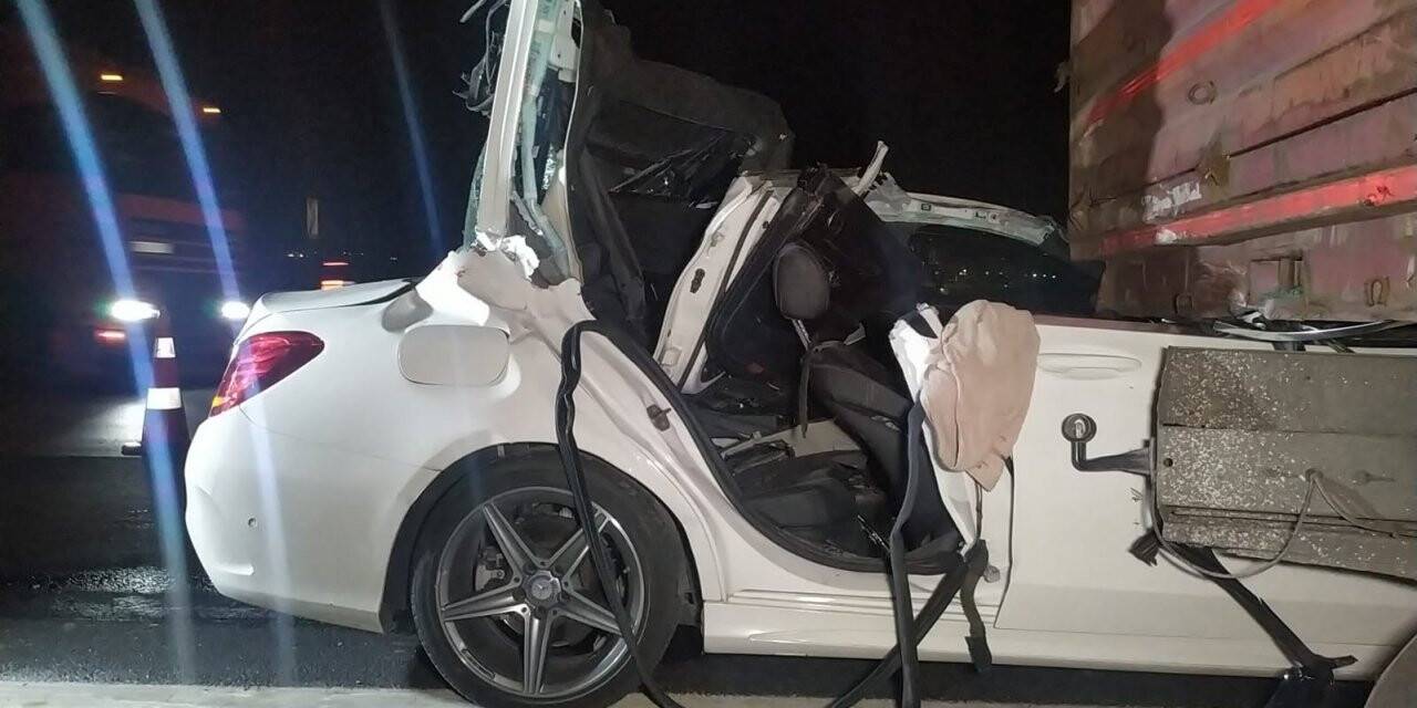 Adana-Gaziantep Otoyolu’nda feci kaza: 2 ölü, 1 yaralı