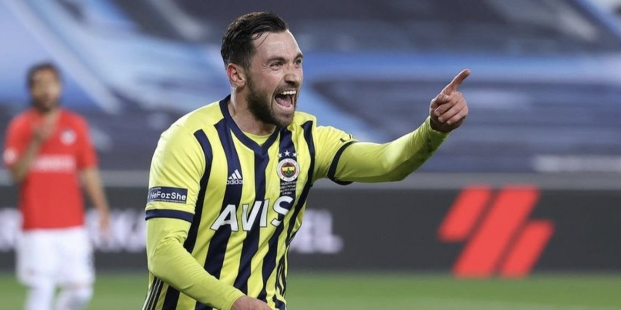 Fenerbahçe'de kadro dışı bırakılan Sinan Gümüş'ten açıklama