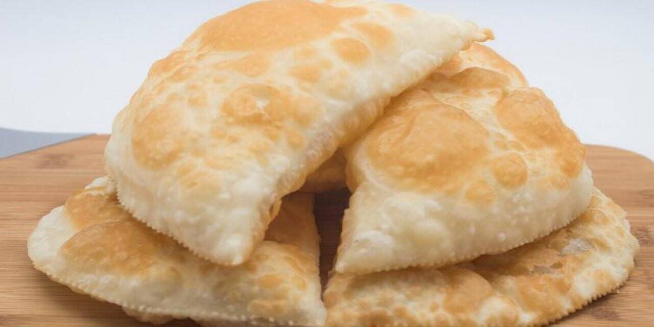 Çiğ börek nasıl yapılır?