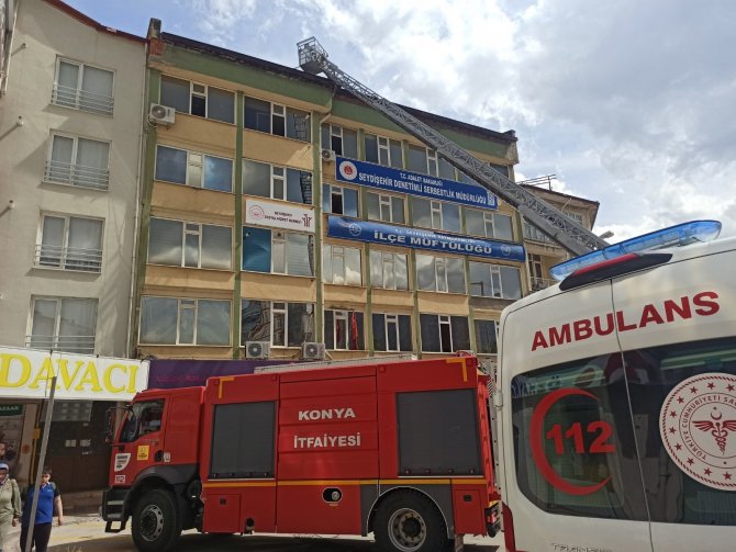 Müftülük binasında çıkan yangın söndürüldü