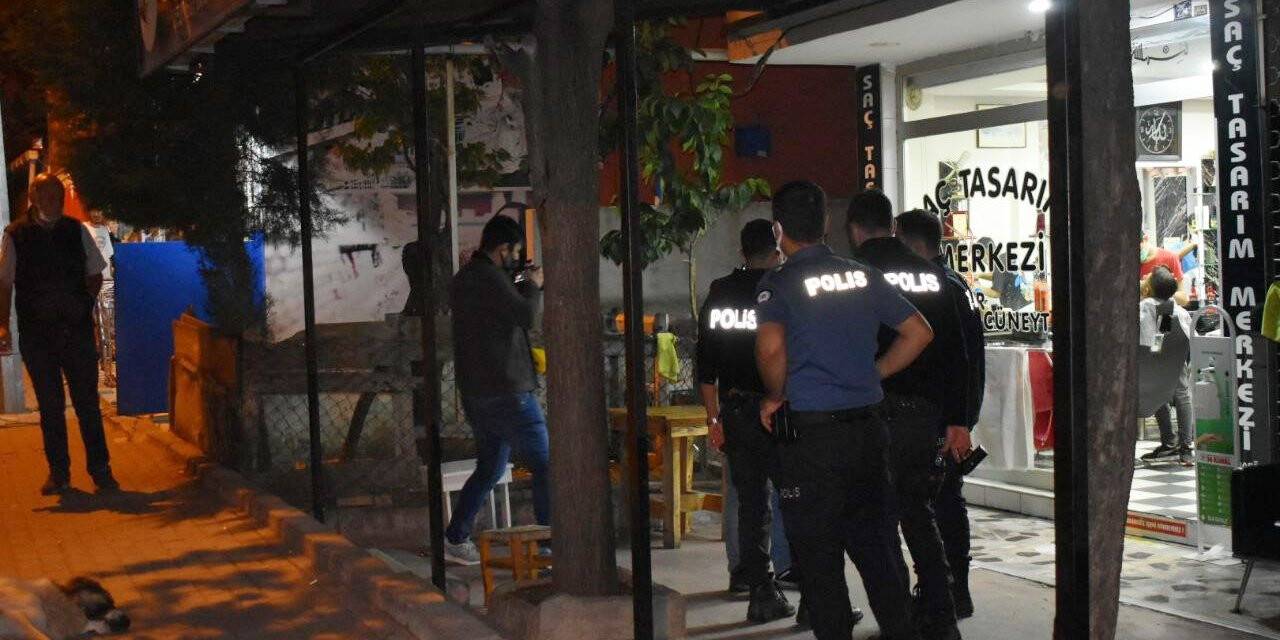 Kuaförde husumetlisine kurşun yağdırdı