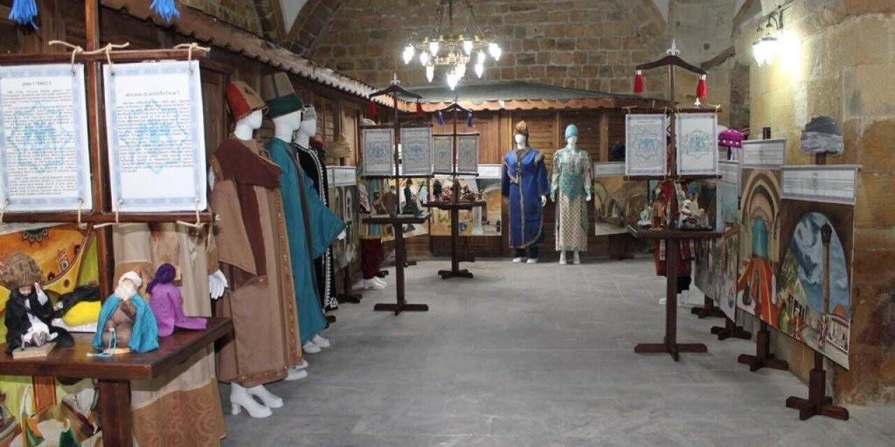 Bayburt’ta 'Cihad-ül Ekber Danişmendliler ve Bir zamanlar Selçuklu' sergisi açıldı