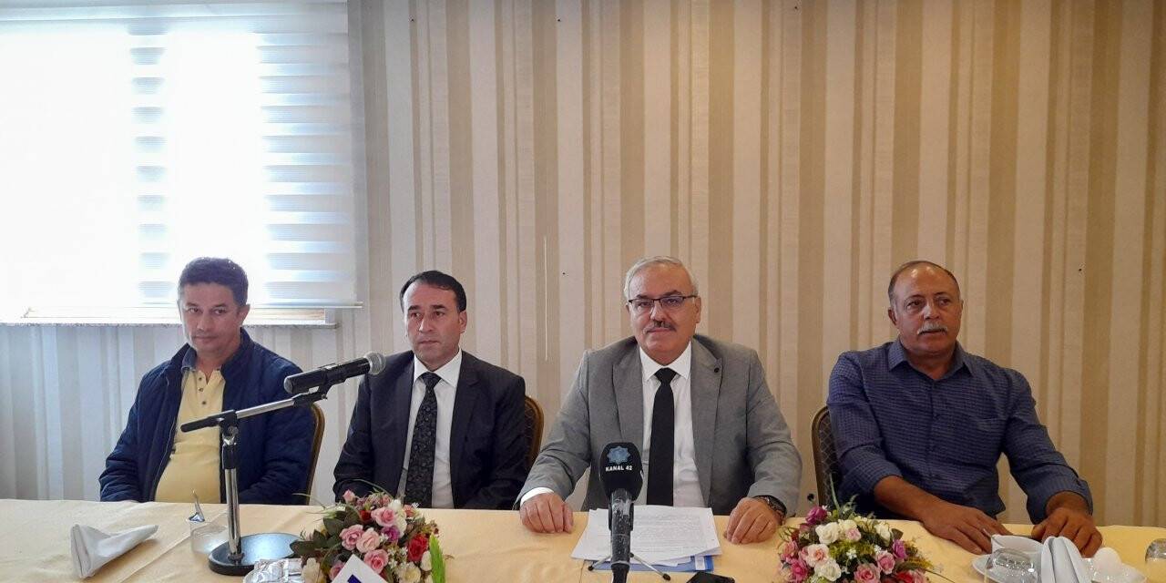 Oktay Ay adaylığını açıkladı