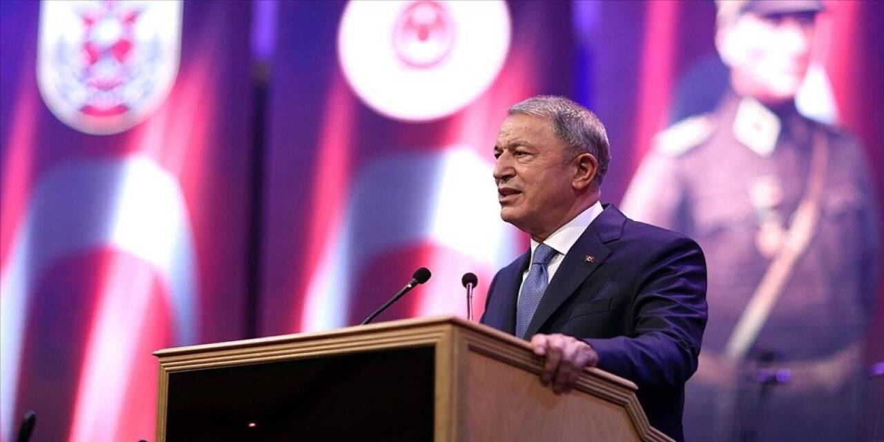 Bakan Akar: 1 Ocak 2021'den itibaren 1976 terörist etkisiz hale getirildi