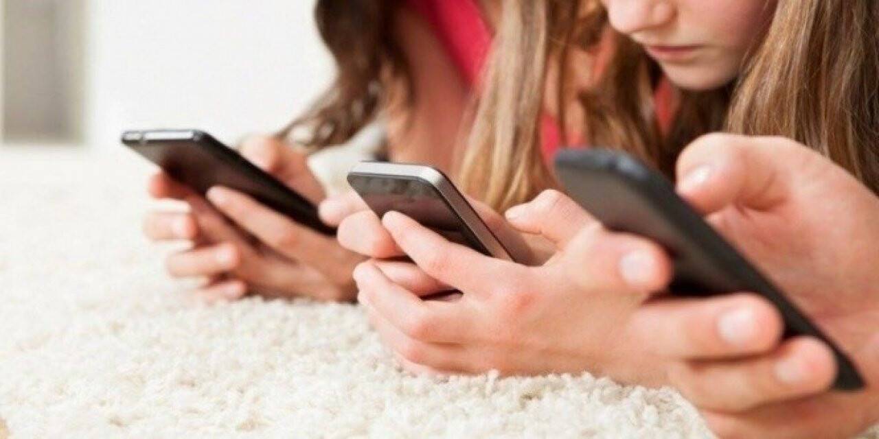 'Sosyal medya çocuklarda duygu eksikliğine neden oluyor'