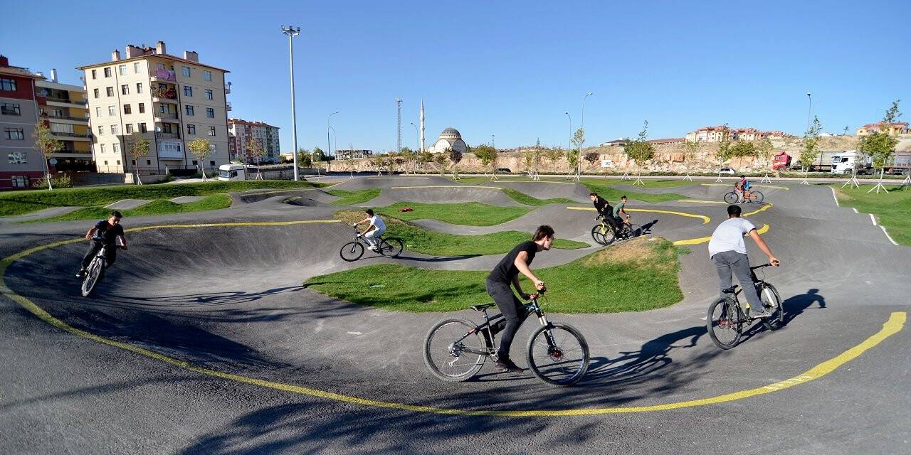 Selçuk Mahallesi Kaykay ve Bisiklet Parkı açılıyor