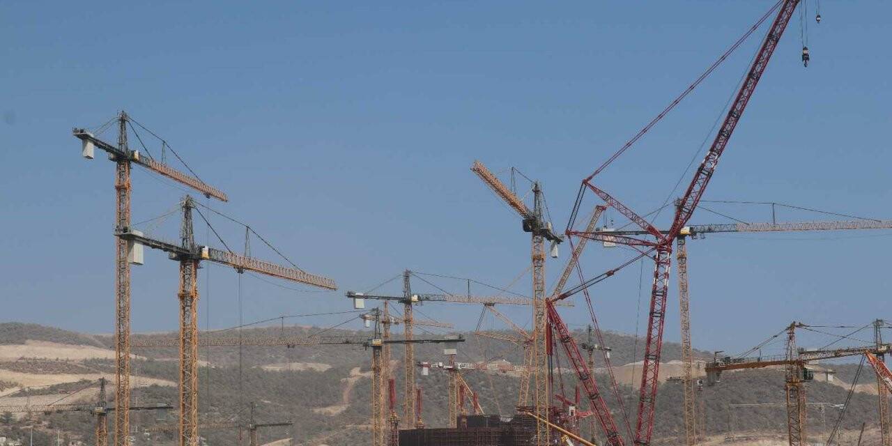 Akkuyu NGS’de dünyanın en güçlü inşaat vinçlerinden biri daha devreye alındı