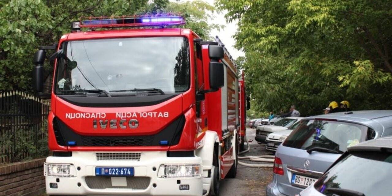 Kosova’da 2 belediye binasına saldırı