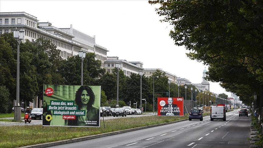 Almanya genel seçimler için sandık başında
