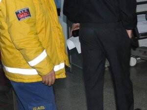 Ambulans arkadaşını dövdü VİDEOHABER