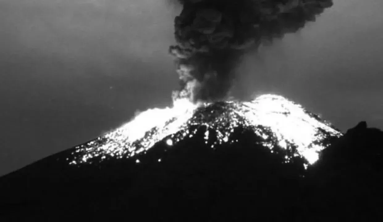 Meksika’daki Popocatepetl Yanardağı faaliyete geçti
