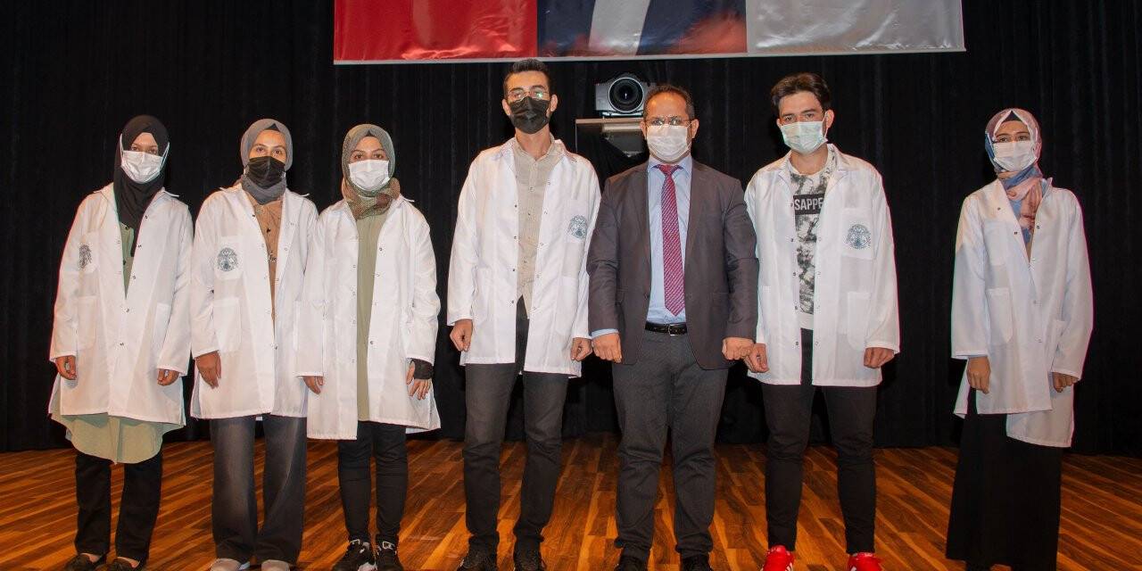 Selçuk Üniversitesi Tıp Fakültesinde beyaz önlük heyecanı