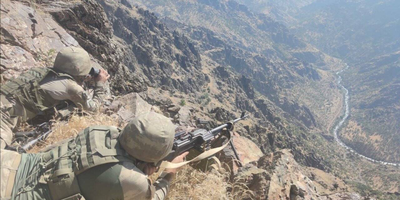 Mehmetçik, hudut emniyet faaliyetlerine aralıksız devam ediyor