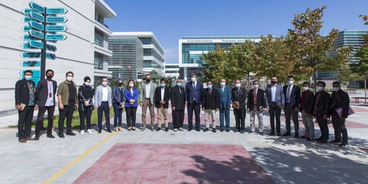 KTO Karatay Üniversitesi ile Endonezya Muhammadiyah Sorong Üniversitesi arasında işbirliği