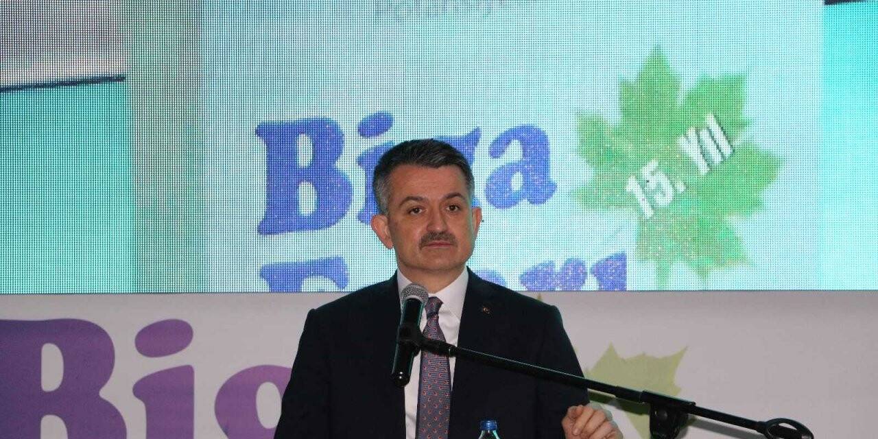 Bakan Pakdemirli: “Ülkemiz, tarımsal hasılada Avrupa’da 1., dünyada ise ilk 10 içinde yer alıyoruz”