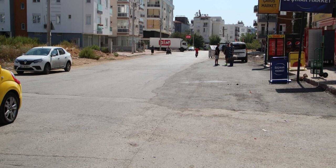 Sokak ortasında silahlı çatışma: 5 yaralı