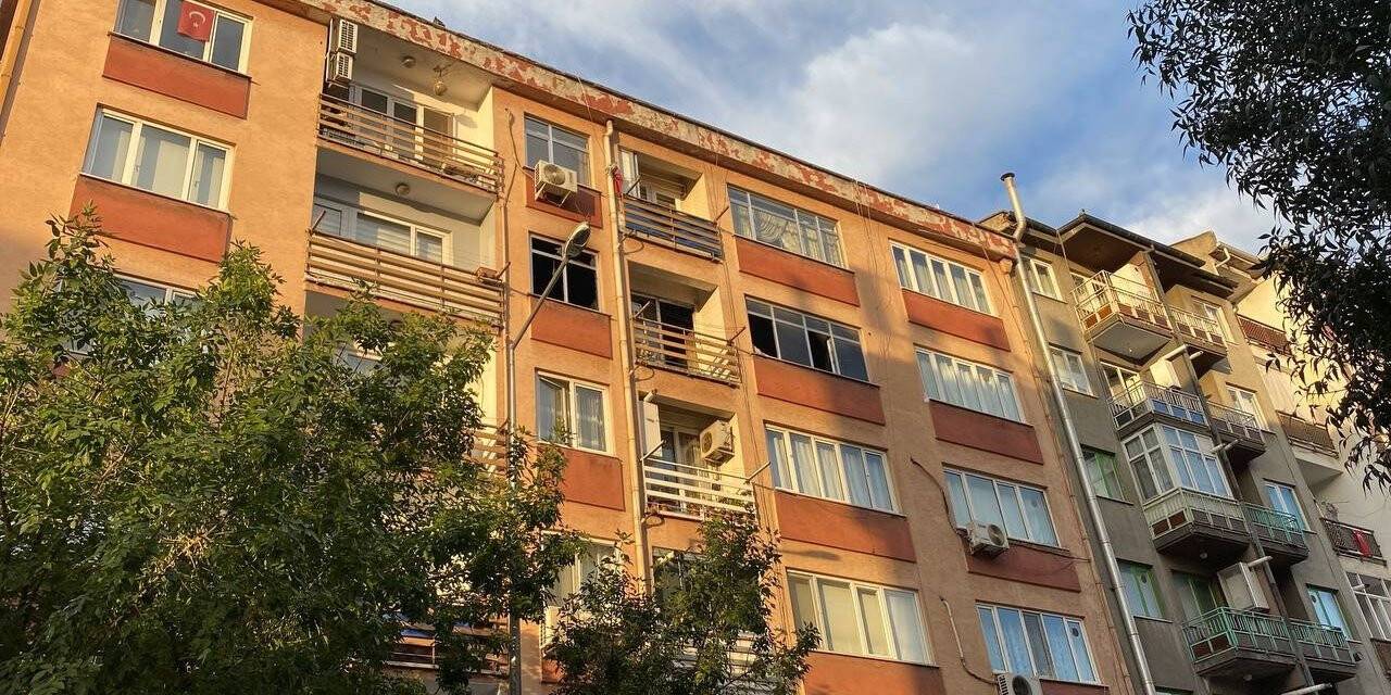 Bursa’da korkutan yangın: Faciadan son anda kurtuldular