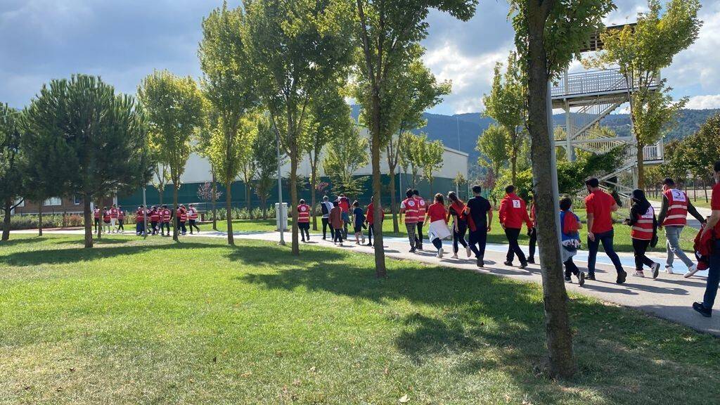 Dünya yürüyüş gününde sağlıklı hayata dikkat çektiler