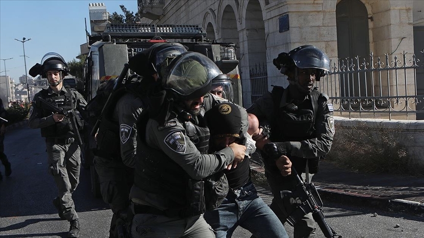 İsrail güçleri Batı Şeria'da 11 Filistinliyi gözaltına aldı