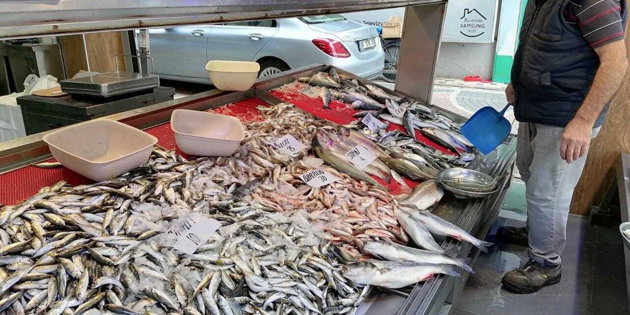 Balık az, fiyatlar pahalı
