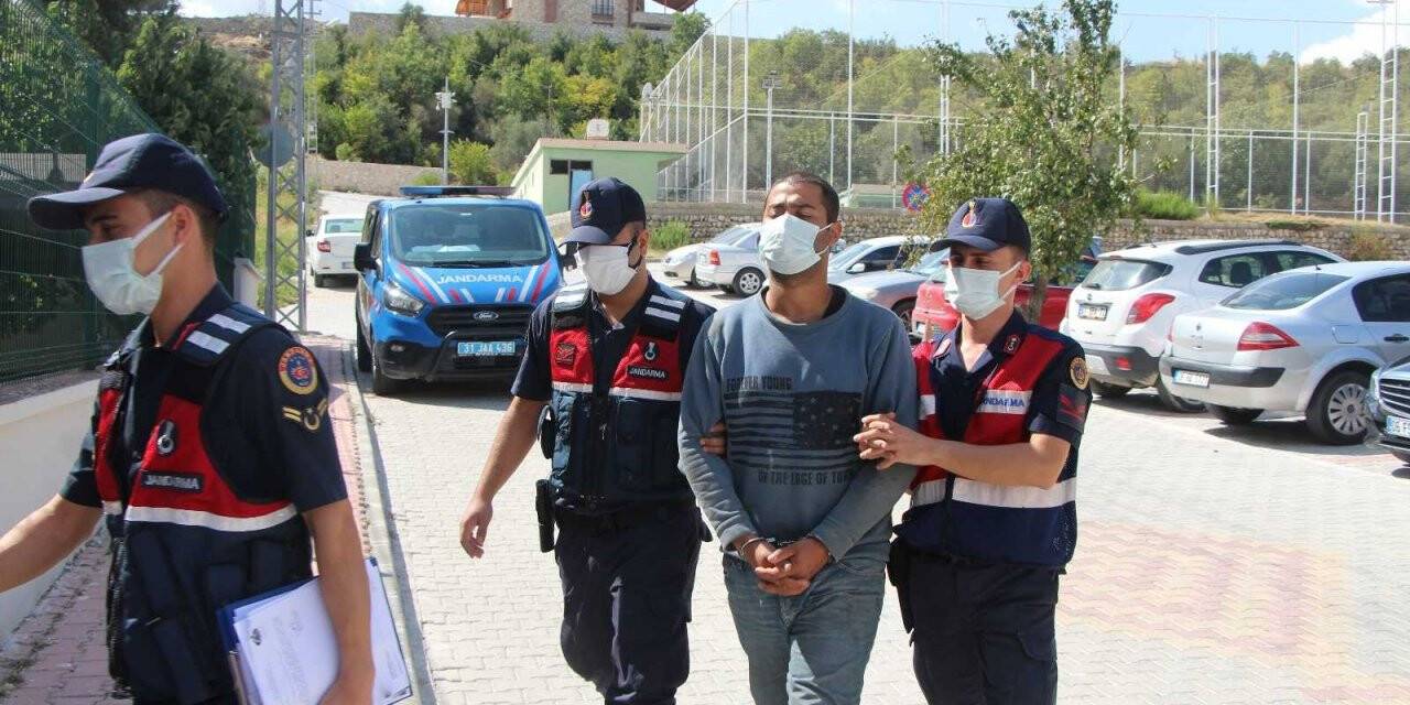 Suriye sınırında 2 DEAŞ‘lı yakalandı