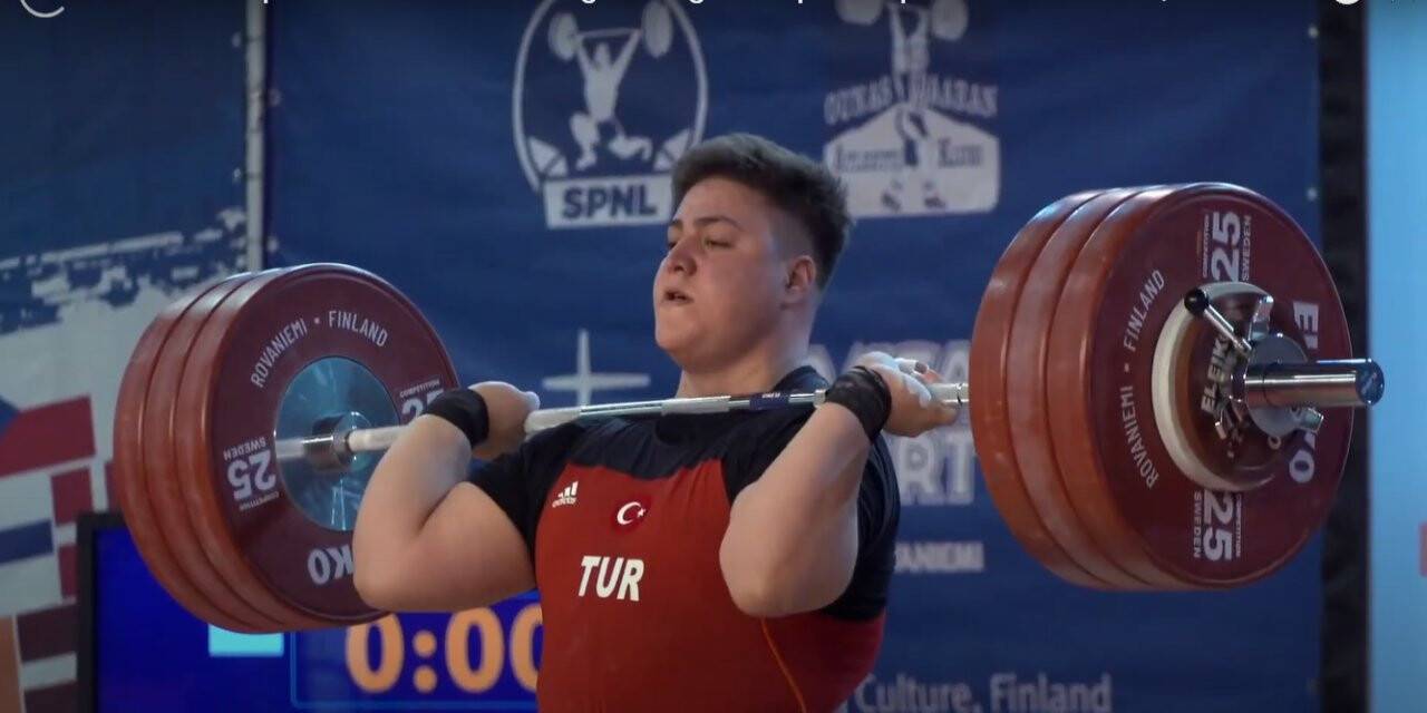 Konyasporlu halterciden 2 madalya