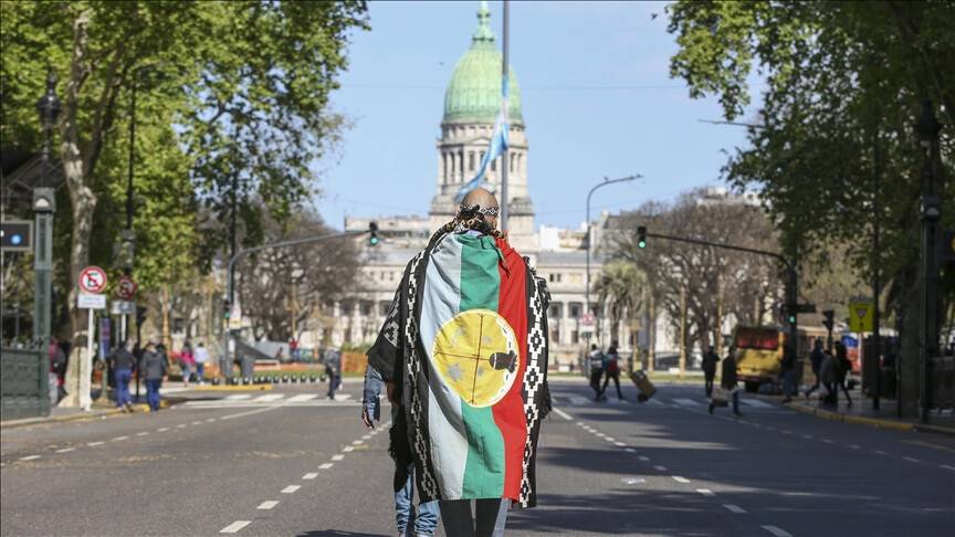 Arjantin'de yerli topluluklar gösteri düzenledi