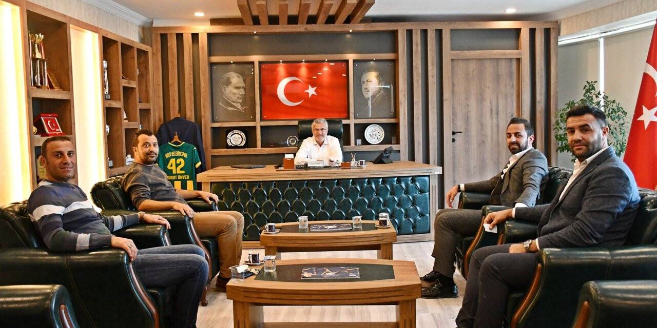 Kulu Belediyespor yönetimi Başkan Ünver’i ziyaret etti