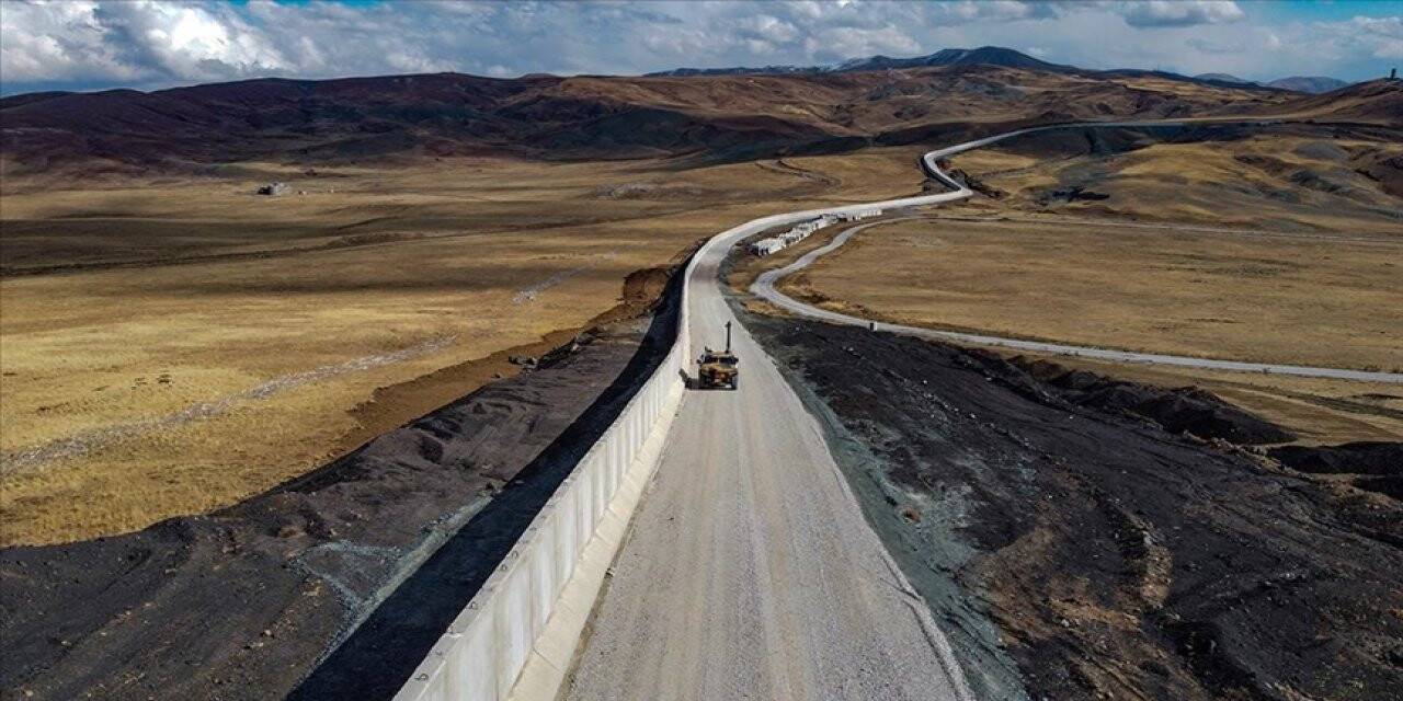 Türkiye-İran sınırı: Duvarın 20 kilometrelik kısmı tamamlandı