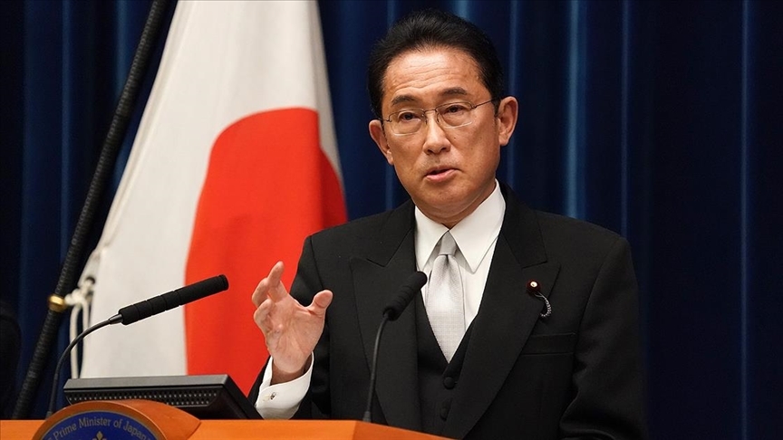 Japonya Başbakanı Kişida'dan Kovid-19'a karşı teşvik paketi mesajı