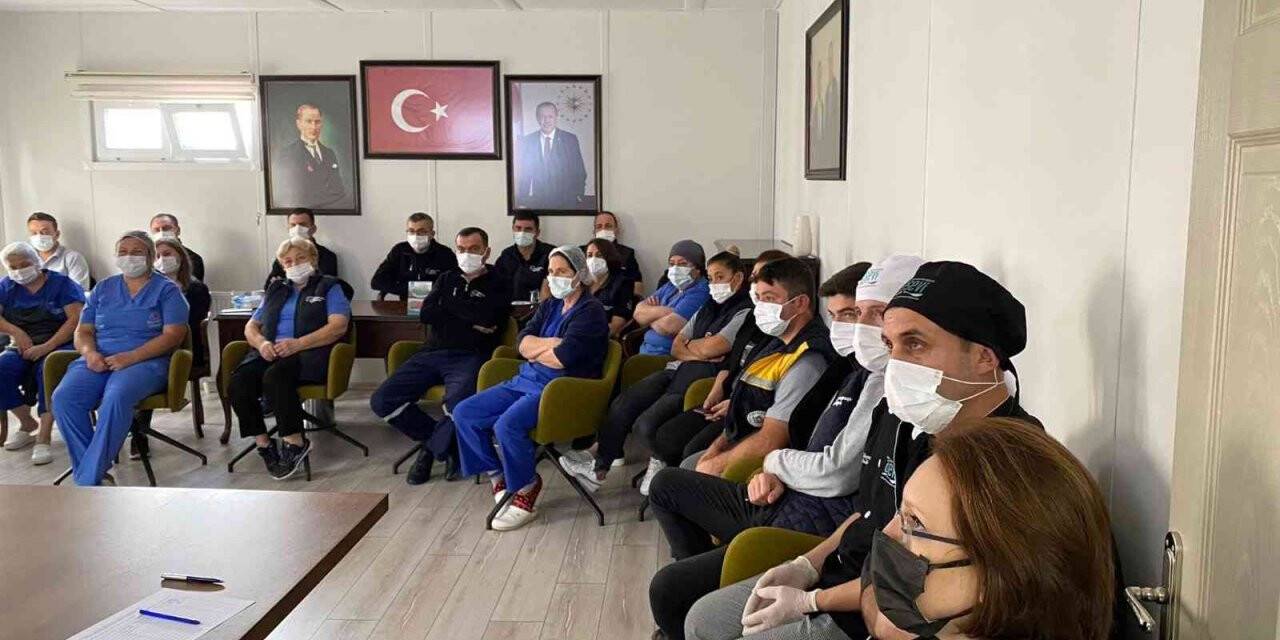 Aşevi personeline güvenilir gıda üretimi semineri