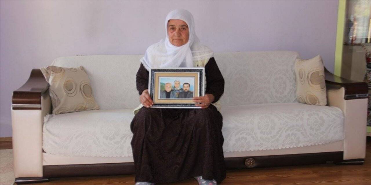 Şemdinli'de 18 kişinin şehit olduğu terör saldırısının acısı dinmiyor