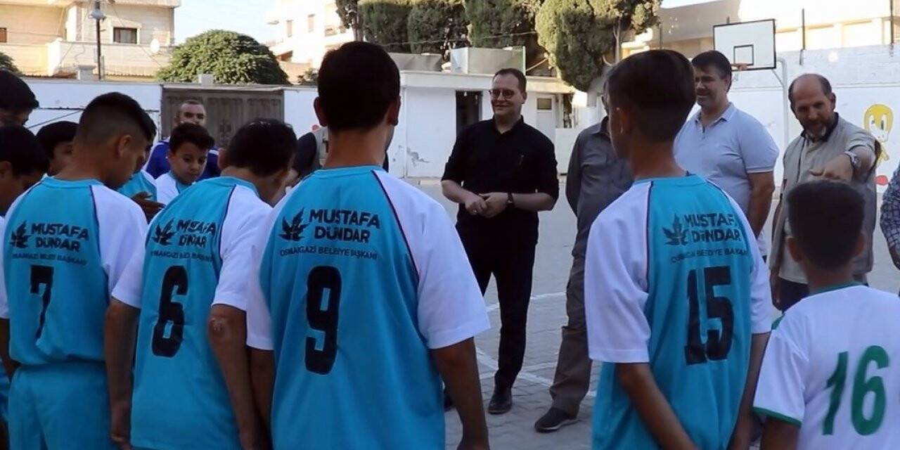 Savaş mağduru öğrencilere Osmangazi desteği