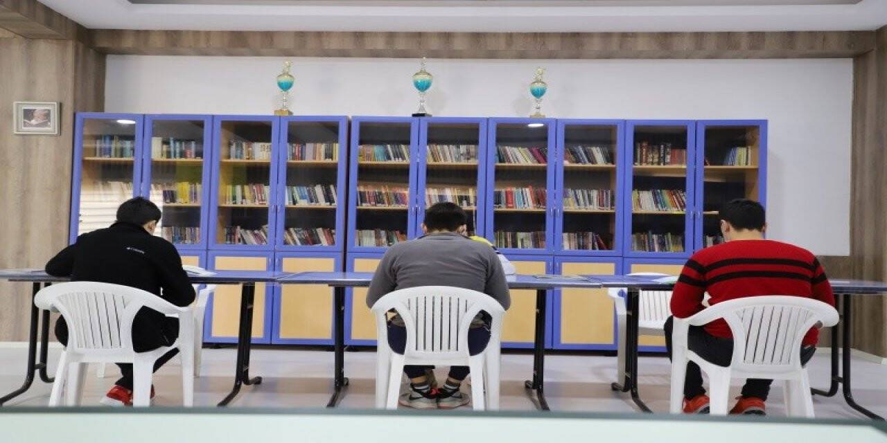 Son 3 yılda 10 bin 929 tutuklu ve hükümlü okuma yazma öğrendi